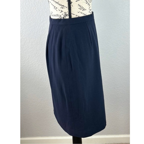 Georgio Armani Vintage Picnic Skirt, 26” Waist / Small - Picture 2 of 14